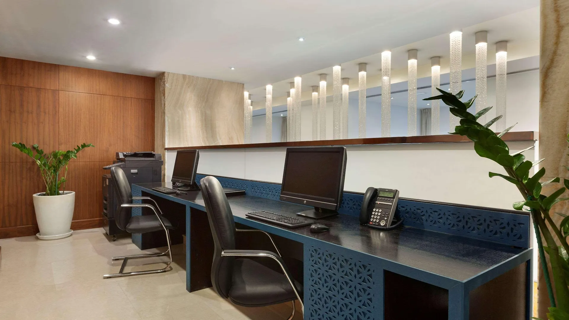 Ramada By Wyndham Downtown Dubai Aparthotel