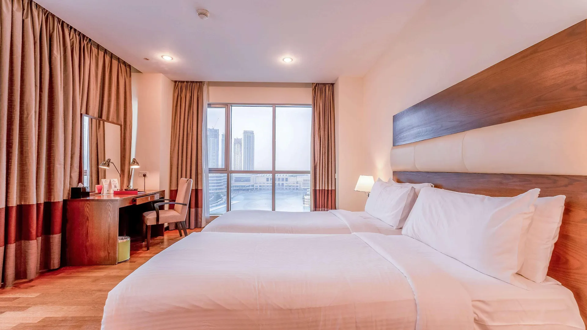 Ramada By Wyndham Downtown Dubai Aparthotel