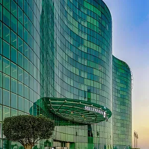 Hotel Millennium Al Rawdah