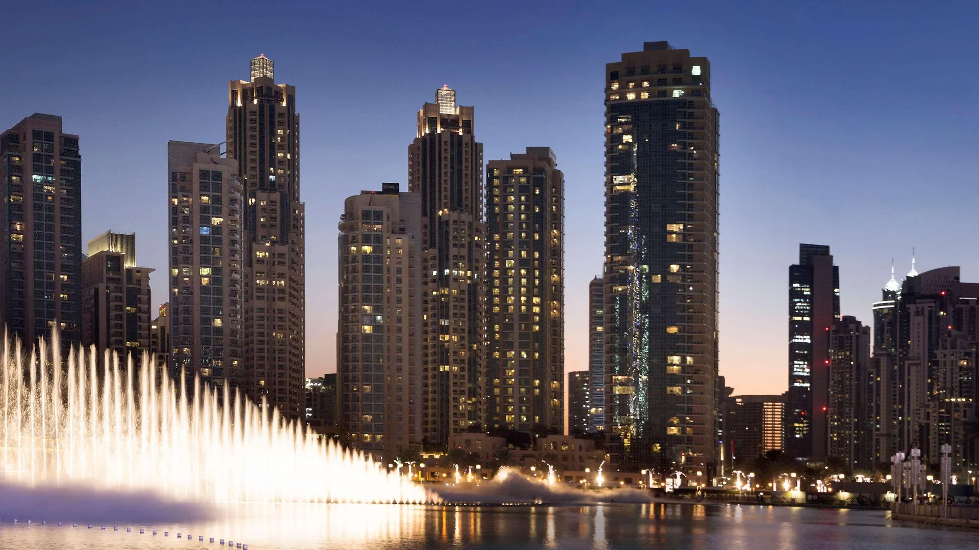 Ramada By Wyndham Downtown Dubai Apart Otel